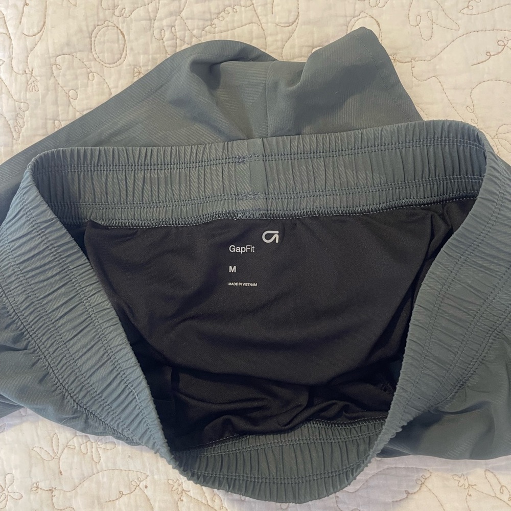 Womens GAP workout shorts